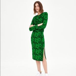 Zara Trafaluc Floral green midi Dress small